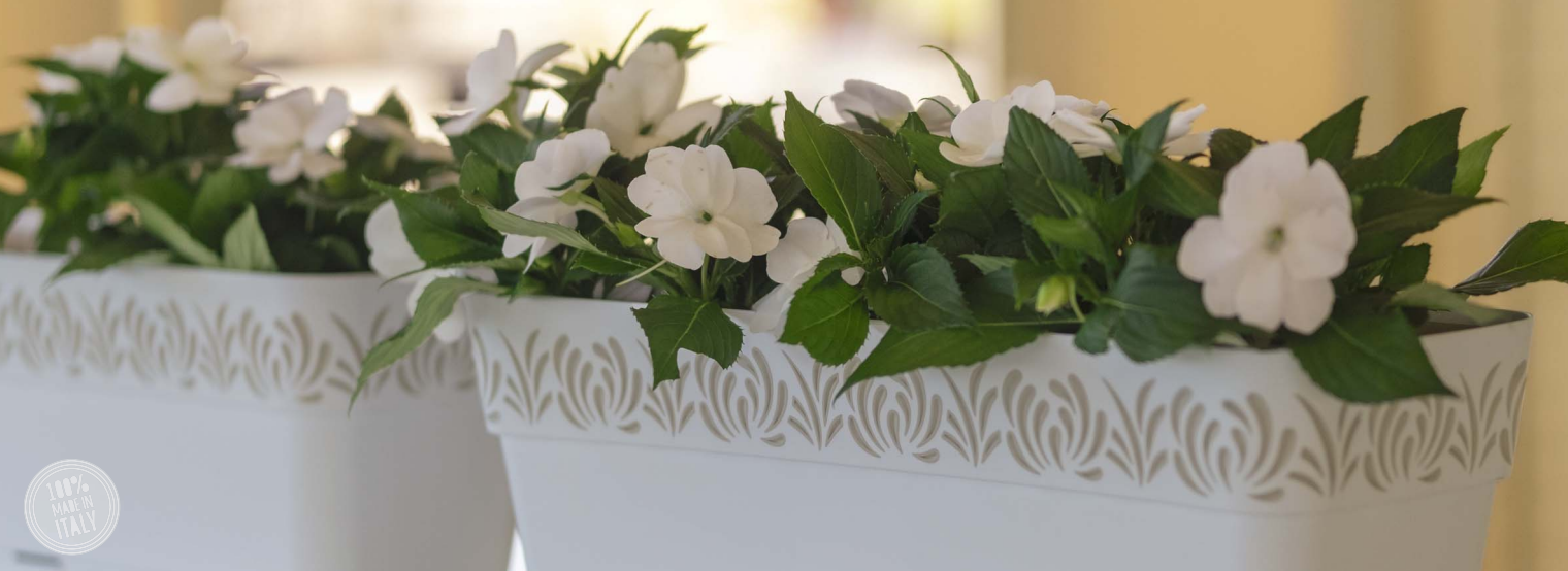 Samozavlažovací truhlík na květiny GAIA 50 sv. šedá